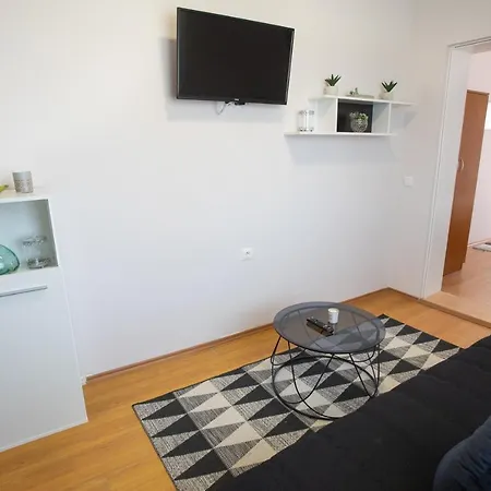 A Apartamento *